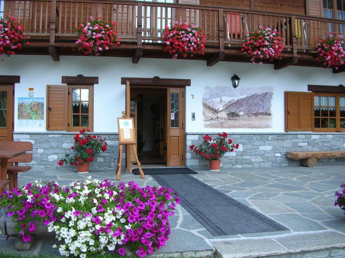 Residence Oberteil Gressoney-La-Trinite Bagian luar foto