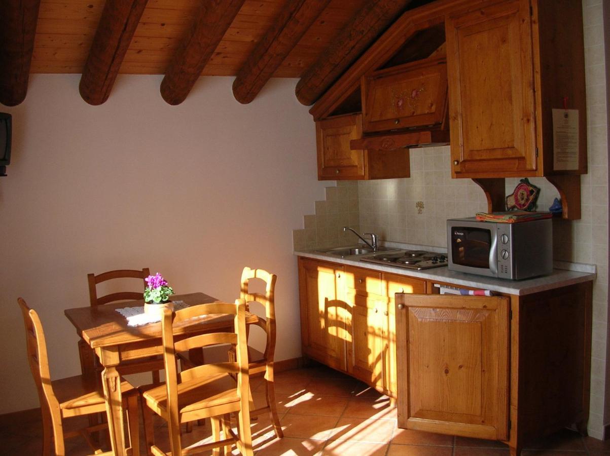 Residence Oberteil Gressoney-La-Trinite Ruang foto
